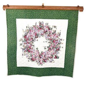 HANDMADE QUILT WALL HANGING ROSE FLORAL WREATH PATTERN 38.5" X 39"